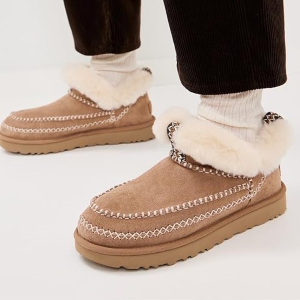 NWOB! Ugg Australia Women Classic Ultra Mini Chestnut Alpine Boots Size 8 US